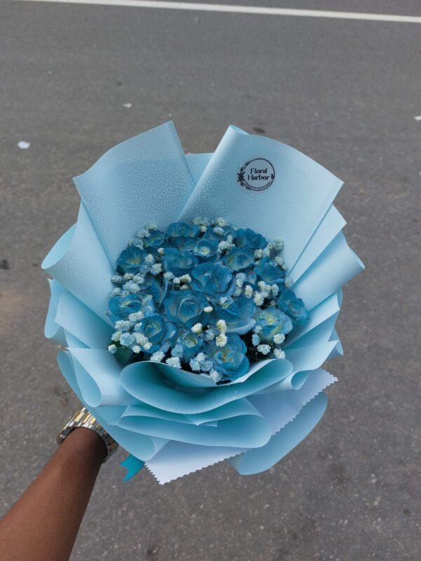 B143 20 Blue colored Rose Bouquet